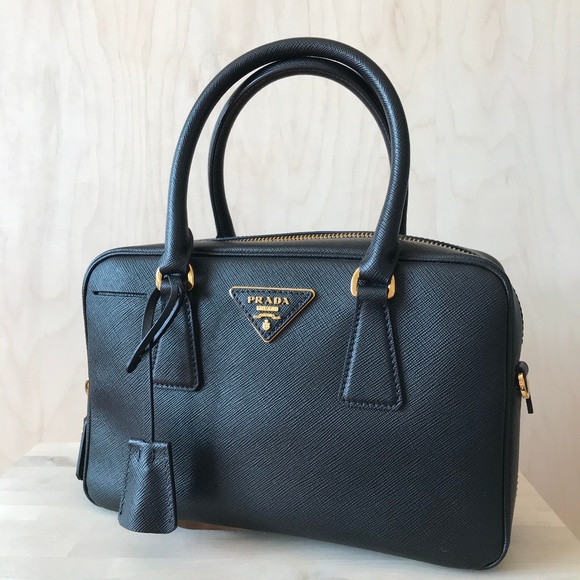 NEW SAFFIANO LUX - black - PRADA leather handbag - Picture 1 of 7
